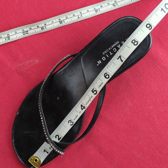 Kenneth Cole Reaction "Trick or Treat" Minimalist Sandals with Bling - Picture 9 of 11